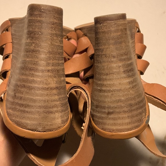 STEVE MADDEN: Venis - Size 10M - Picture 7 of 7